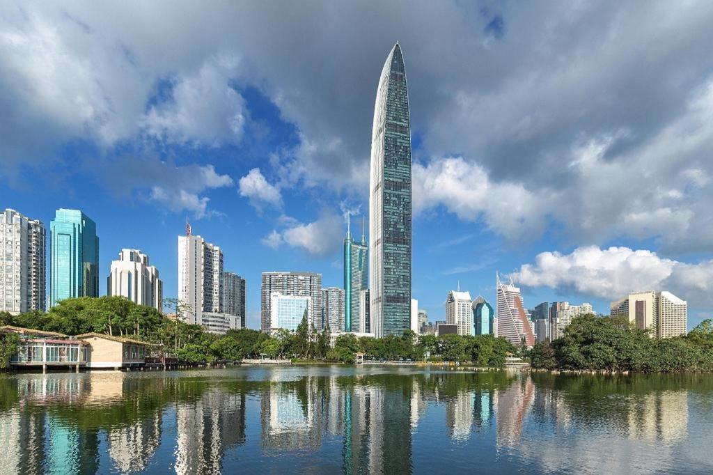 Golden Lustre Hotel Shenzhen Eksteriør billede