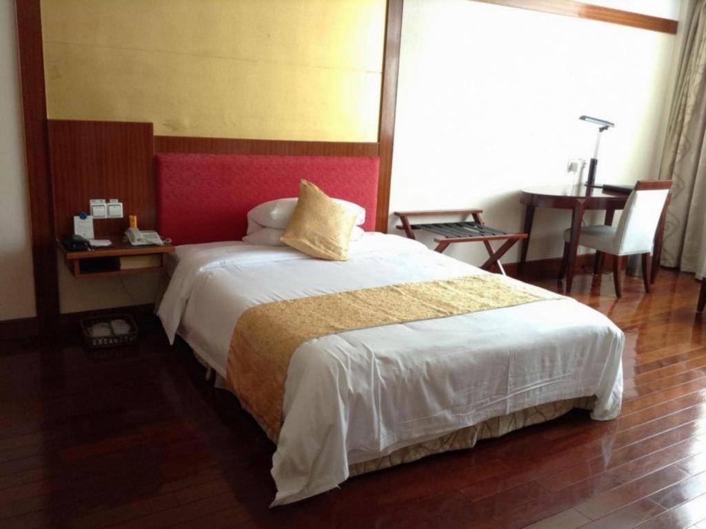 Golden Lustre Hotel Shenzhen Eksteriør billede